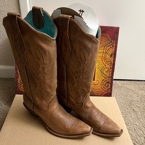 Women’s Corral cowgirl boots